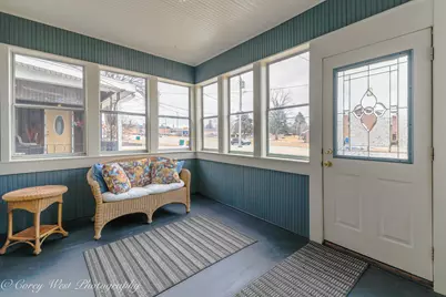 533 W State Street, Sycamore, IL 60178 - Photo 3