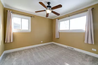 222 Prospect Avenue, Mundelein, IL 60060 - Photo 21