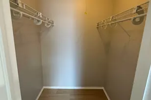 1010 Hayes Ct, Vernon Hills, IL 60061 - Photo 11