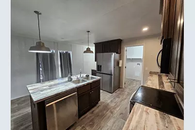 303 N Marion Street, Centralia, IL 62801 - Photo 11