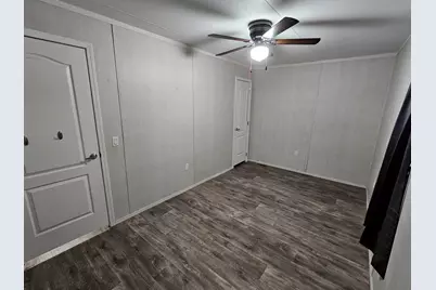 303 N Marion Street, Centralia, IL 62801 - Photo 17