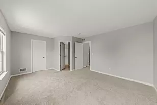 2817 Hoffman St, Plano, IL 60545 - Photo 9