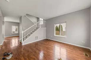 2817 Hoffman St, Plano, IL 60545 - Photo 3