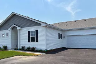 6433 Maple Glen Dr, Wonder Lake, IL 60097 - Photo 1