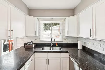 2705 Jacquelyn Lane, Waukegan, IL 60087 - Photo 13