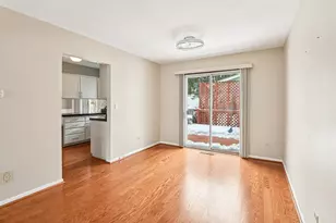 2705 Jacquelyn Ln, Waukegan, IL 60087 - Photo 7