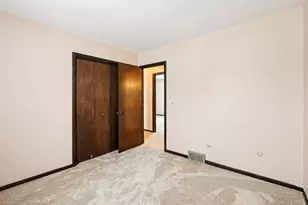 2705 Jacquelyn Ln, Waukegan, IL 60087 - Photo 25