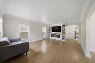 6955 W Barry Ave, Chicago, IL 60634 - Photo 9