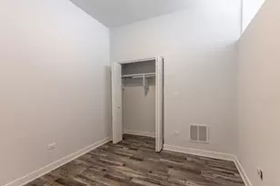 2247 W Lawrence Ave, Chicago, IL 60625 - Photo 9