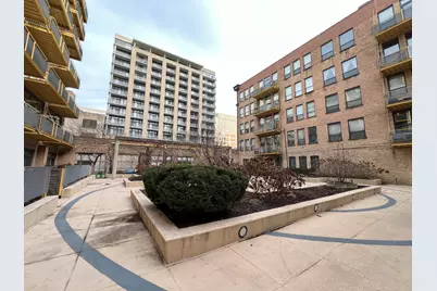 1910 S Indiana Avenue #518, Chicago, IL 60616 - Photo 3