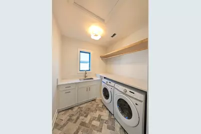 722 S Berkley Avenue, Elmhurst, IL 60126 - Photo 11