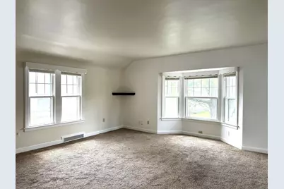 820 Clay Street #1-2, Woodstock, IL 60098 - Photo 3