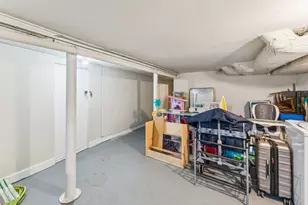 5222 W Berteau Ave, Chicago, IL 60641 - Photo 15