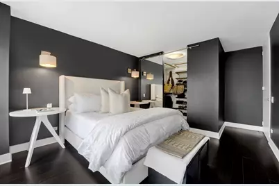 30 E Huron Street #2710, Chicago, IL 60611 - Photo 13