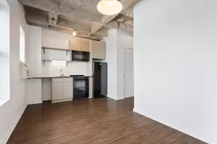 1325 W Wilson Ave, Chicago, IL 60640 - Photo 3