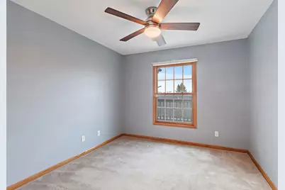 122 McLaren Drive S, Sycamore, IL 60178 - Photo 13