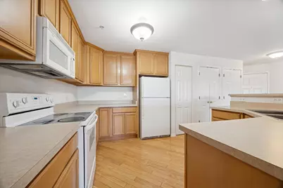 714 W 63rd Street #303, Westmont, IL 60559 - Photo 3