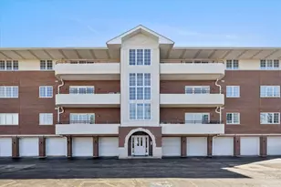 714 W 63rd St, Westmont, IL 60559 - Photo 1