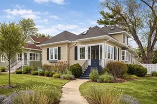 175 N Berteau Ave, Elmhurst, IL 60126 - Photo 1