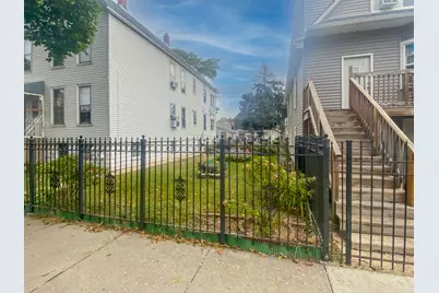 3819 N Kimball Avenue, Chicago, IL 60618 - Photo 1