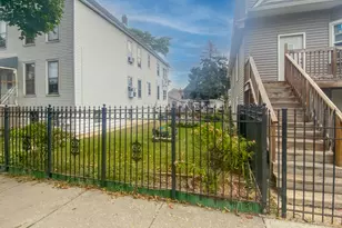 3819 N Kimball Ave, Chicago, IL 60618 - Photo 1