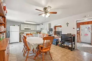 25616 W Lake Shore Dr, Ingleside, IL 60041 - Photo 11