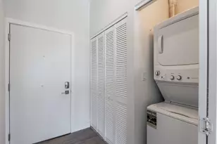 2247 W Lawrence Ave, Chicago, IL 60625 - Photo 11