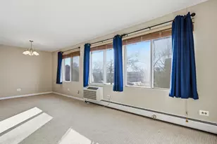 920 E Old Willow Rd, Prospect Heights, IL 60070 - Photo 5