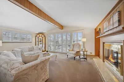 843 S Brainard Avenue, La Grange, IL 60525 - Photo 5