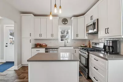 933 Elm Street, Saint Charles, IL 60174 - Photo 15