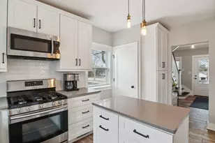 933 Elm St, Saint Charles, IL 60174 - Photo 17