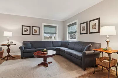 933 Elm Street, Saint Charles, IL 60174 - Photo 9