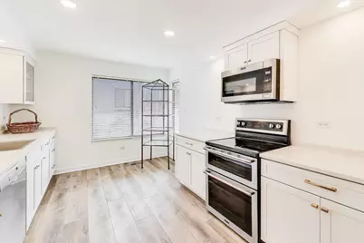 83C Thornhill Lane #c, Lake Barrington, IL 60010 - Photo 9