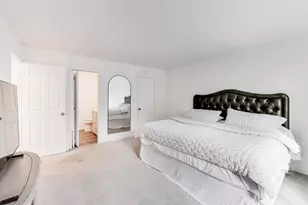 83C Thornhill Ln, Lake Barrington, IL 60010 - Photo 13