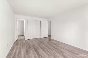 594 Somerset Ln, Crystal Lake, IL 60012 - Photo 13