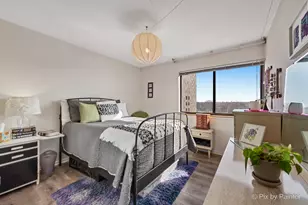 11 W Green St, Bensenville, IL 60106 - Photo 9