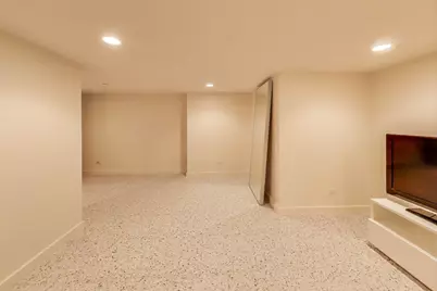 1475 W Superior Avenue #1, Chicago, IL 60647 - Photo 21