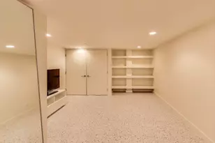 1475 W Superior Ave, Chicago, IL 60647 - Photo 19