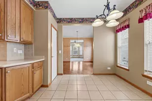 102 Hitching Post Ln, Grayslake, IL 60030 - Photo 19