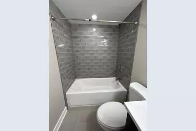 753 W Buckingham Place #1, Chicago, IL 60657 - Photo 19