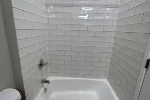 753 W Buckingham Pl, Chicago, IL 60657 - Photo 11