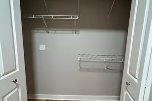 753 W Buckingham Pl, Chicago, IL 60657 - Photo 9