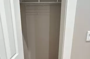 753 W Buckingham Pl, Chicago, IL 60657 - Photo 15