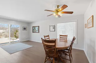 1418 Bladon Rd, Schaumburg, IL 60195 - Photo 13