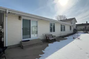 1418 Bladon Rd, Schaumburg, IL 60195 - Photo 29