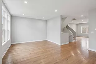 2237 W Coulter St, Chicago, IL 60608 - Photo 5