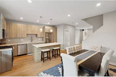 2237 W Coulter Street #4, Chicago, IL 60608 - Photo 7