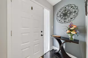 1840 Golf View Dr, Bartlett, IL 60103 - Photo 7