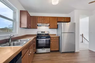 4 Lexington Ct, Streamwood, IL 60107 - Photo 7