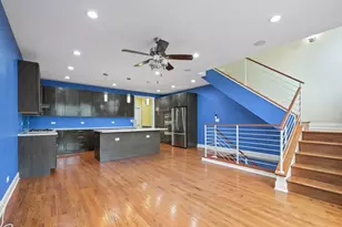 3324 N Albany Ave, Chicago, IL 60618 - Photo 13